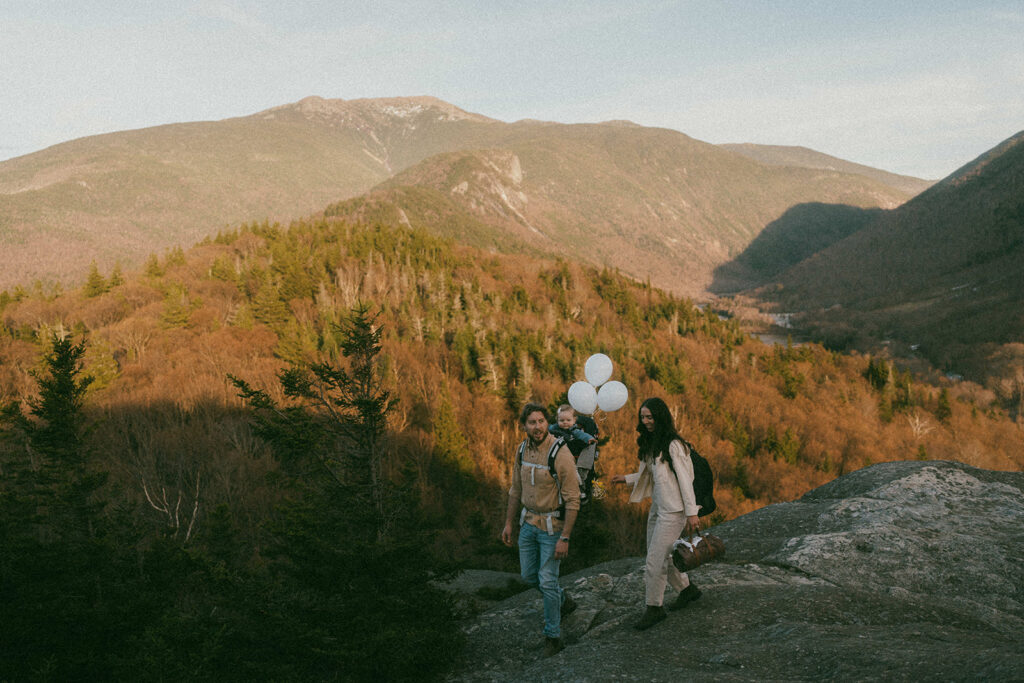 Franconia Notch mountain overlook in the White Mountains