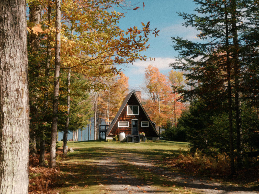 A-frame Airbnb in the White Mountains of New Hampshire surrounded by trees